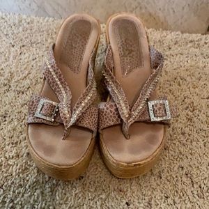 Cute sbicca wedges 8.5